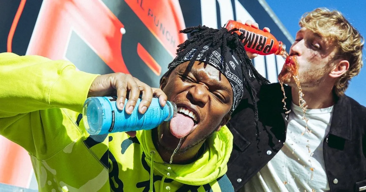 https://cryptozooworld.com/wp-content/uploads/logan_paul_ksi_drinking_prime_hydration.jpeg